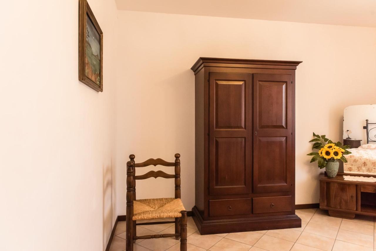 Stovali Da Lustrinu Farm stay *