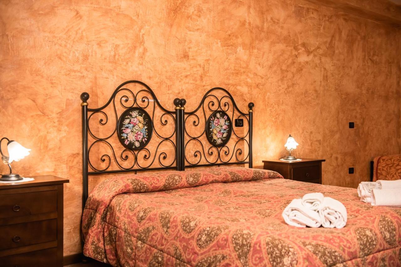 Stovali Da Lustrinu Farm stay Protte