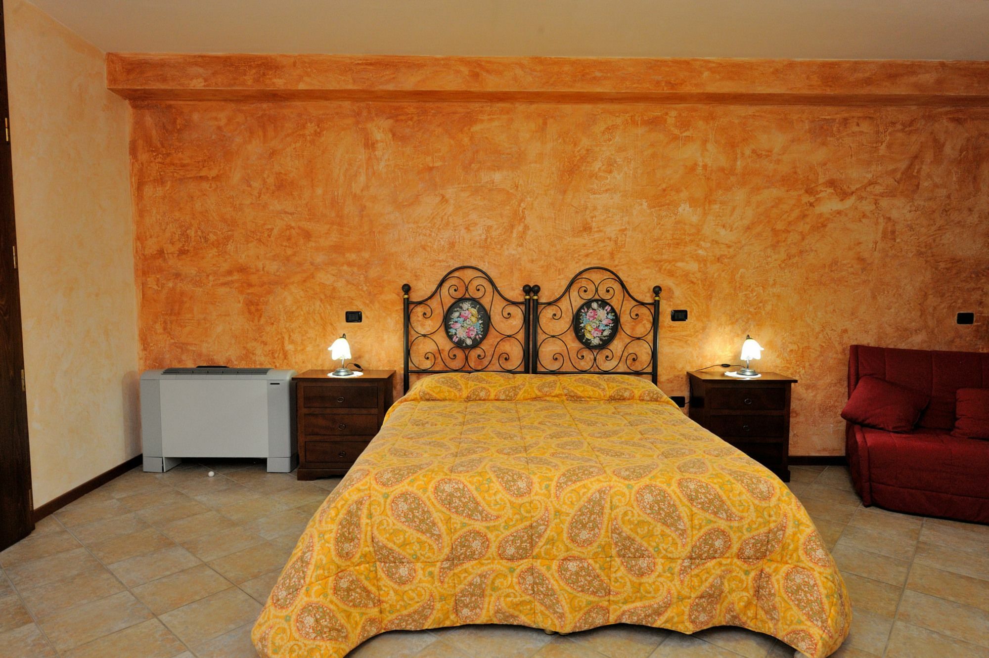 Stovali Da Lustrinu Farm stay Protte